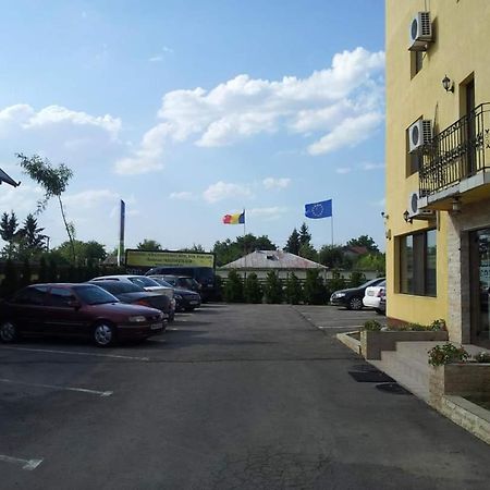 Motel Cool Bărcăneşti Bagian luar foto