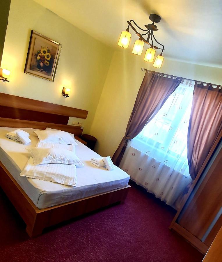 Motel Cool Bărcăneşti Bagian luar foto
